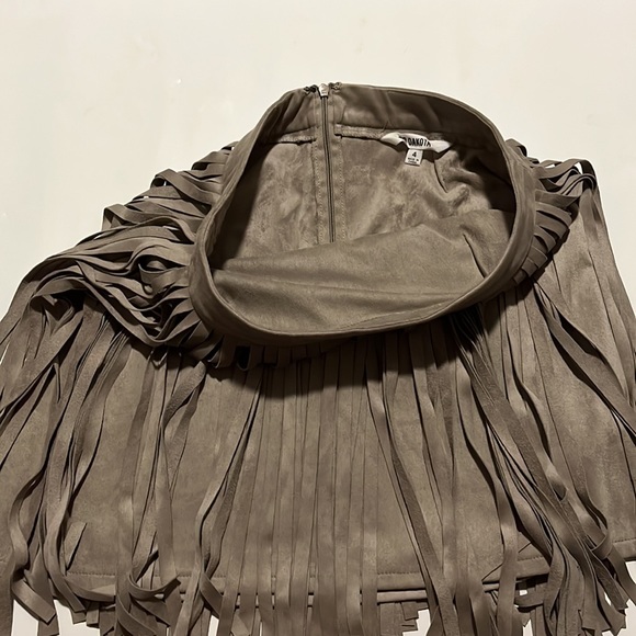 BB Dakota size 4 leather skirt - Picture 3 of 4